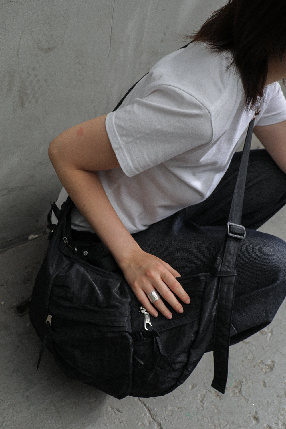 IUGA - Nylon Strap Hobo Bag (Black)