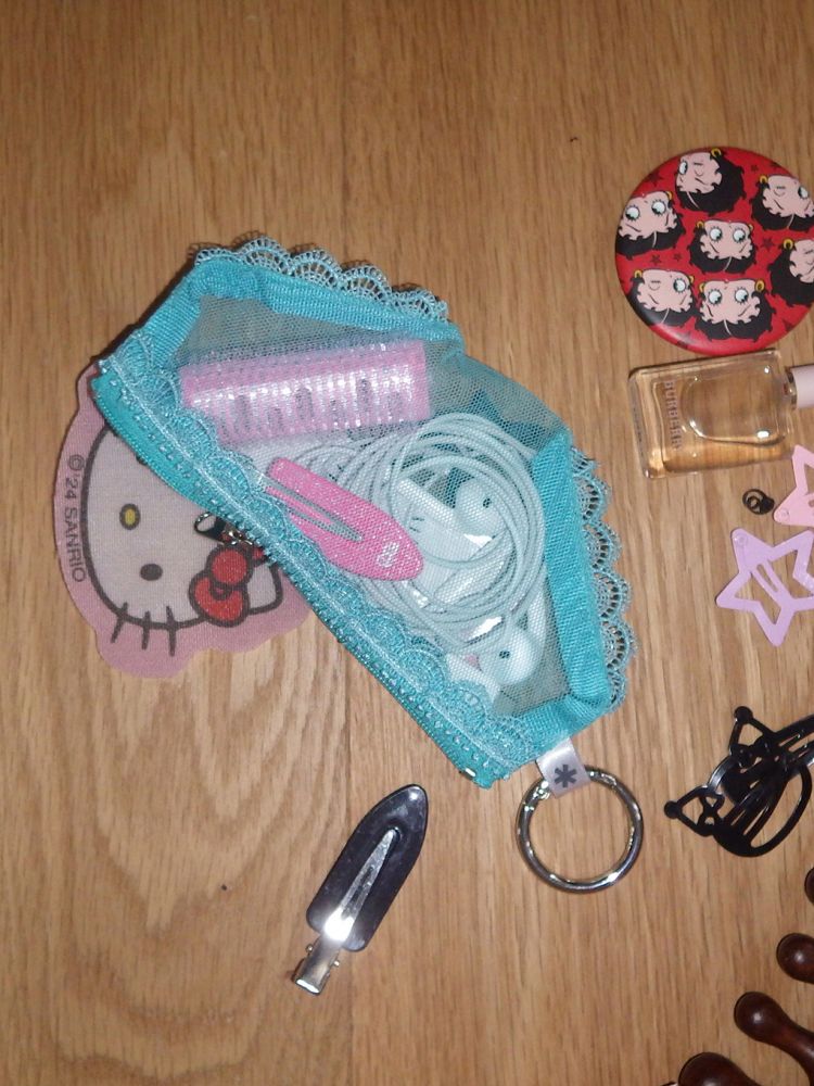 kuel-things－Cheeky pouch (MINT)