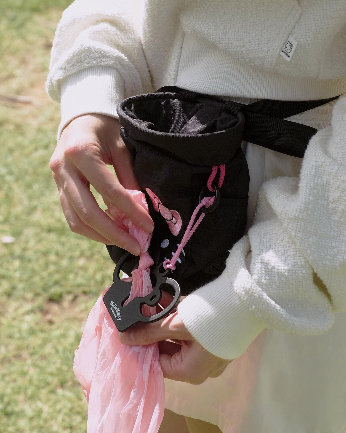 [10/10 KR出貨] HELLO KITTY X ARUMARU POOP BAG HOLDER-RIBBON
