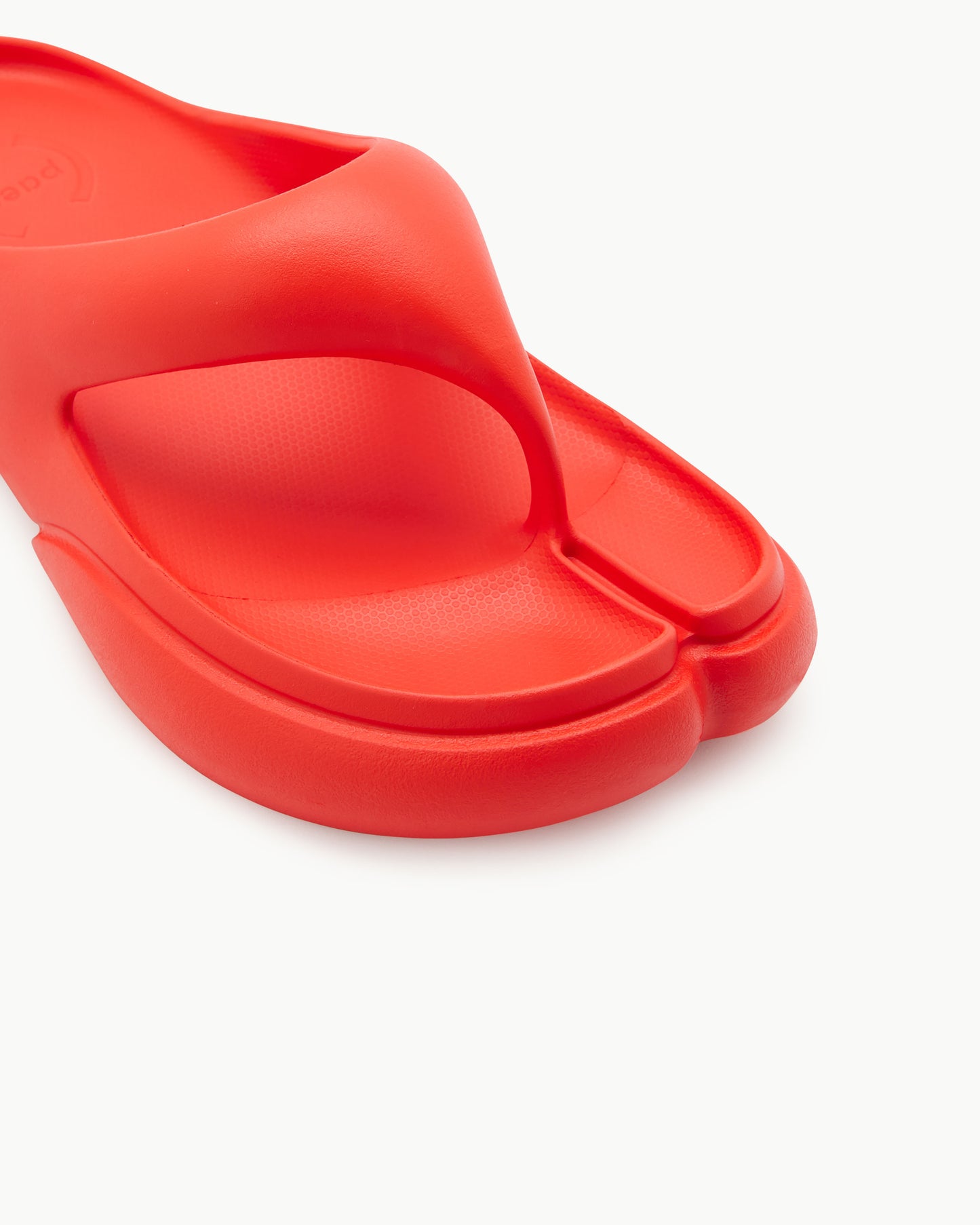 PAES - Flipflop 02 / Red