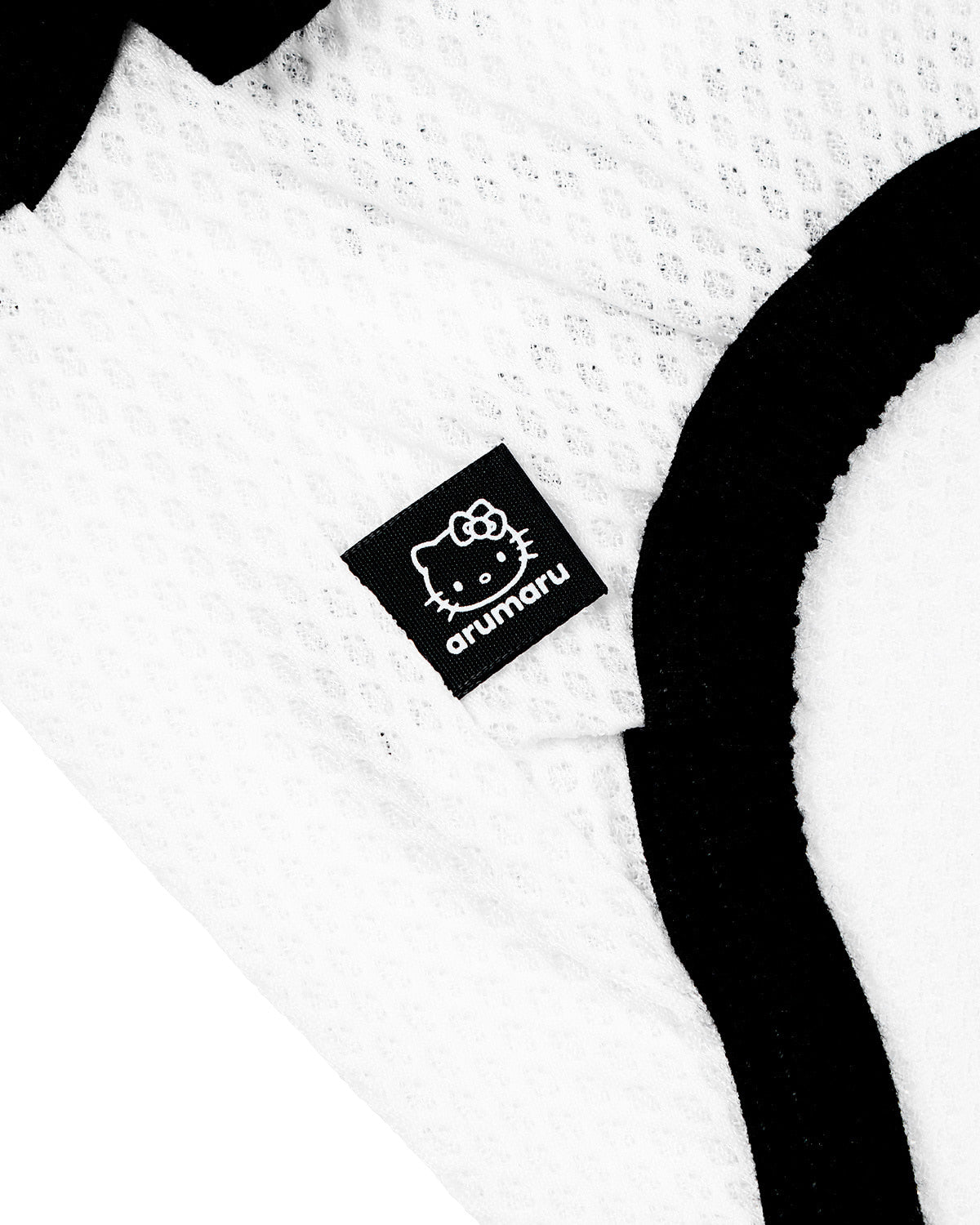 HELLO KITTY X ARUMARU PET SLEEVELESS MESH TOP_BLACK-2차 재입고