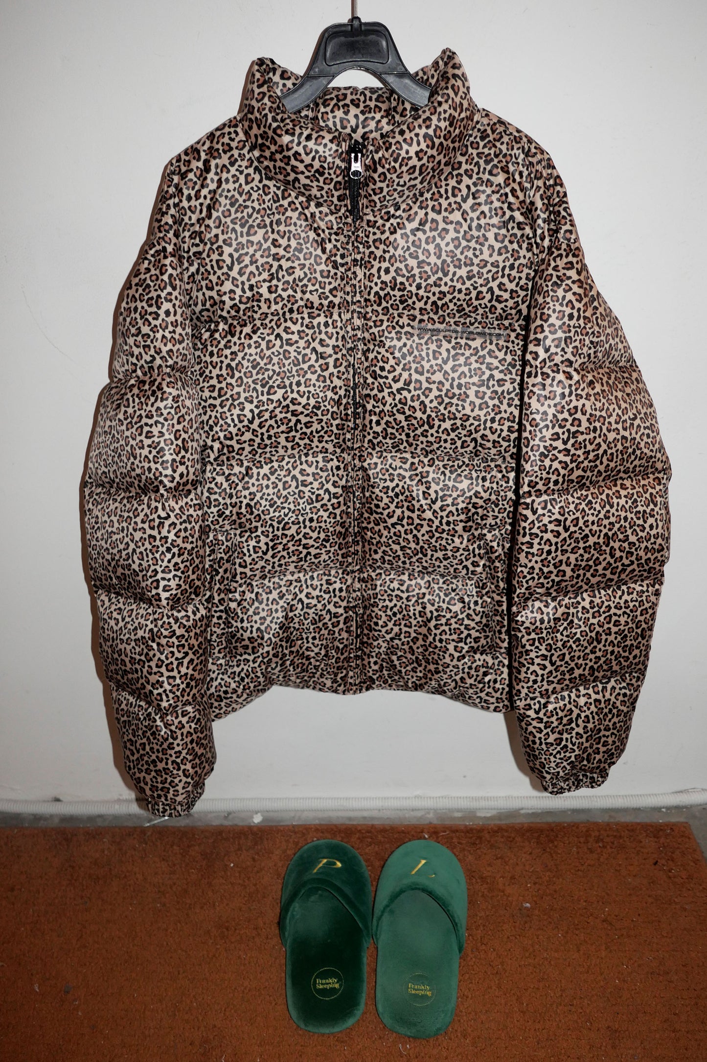 107 Puffer Down Leopard