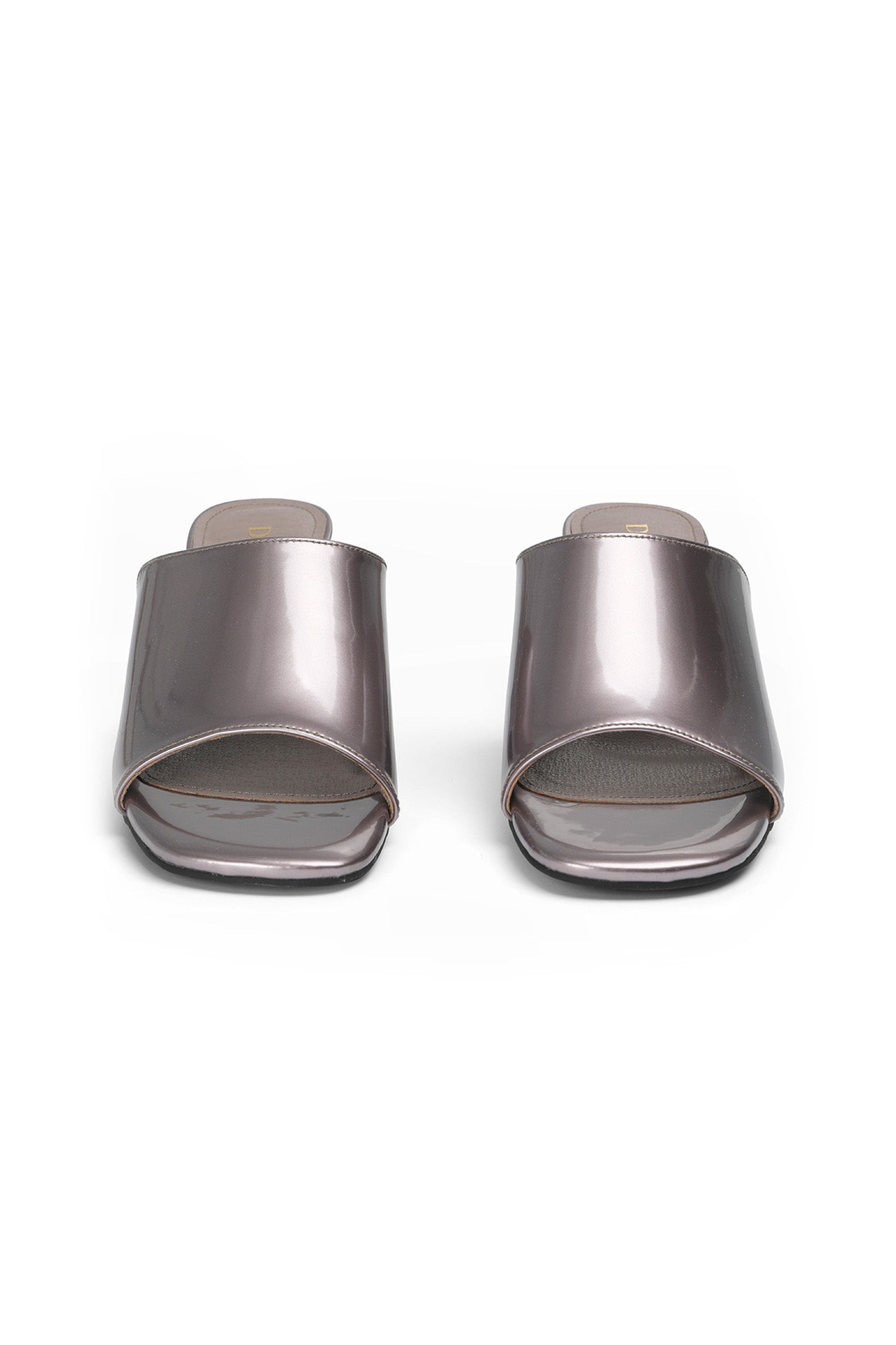 Deinet - ENAMEL SLIPPERS IN LIGHT PURPLE