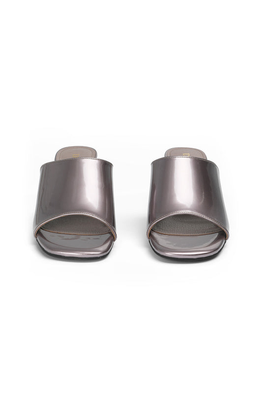 Deinet - ENAMEL SLIPPERS IN LIGHT PURPLE