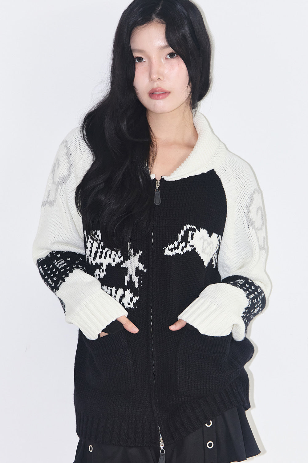illigo - [Pre-order delivery on 09/25] Angel Ring Cowichan Knit Zip-up Black