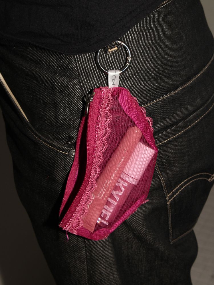 kuel-things－Cheeky pouch (Cherry pink)