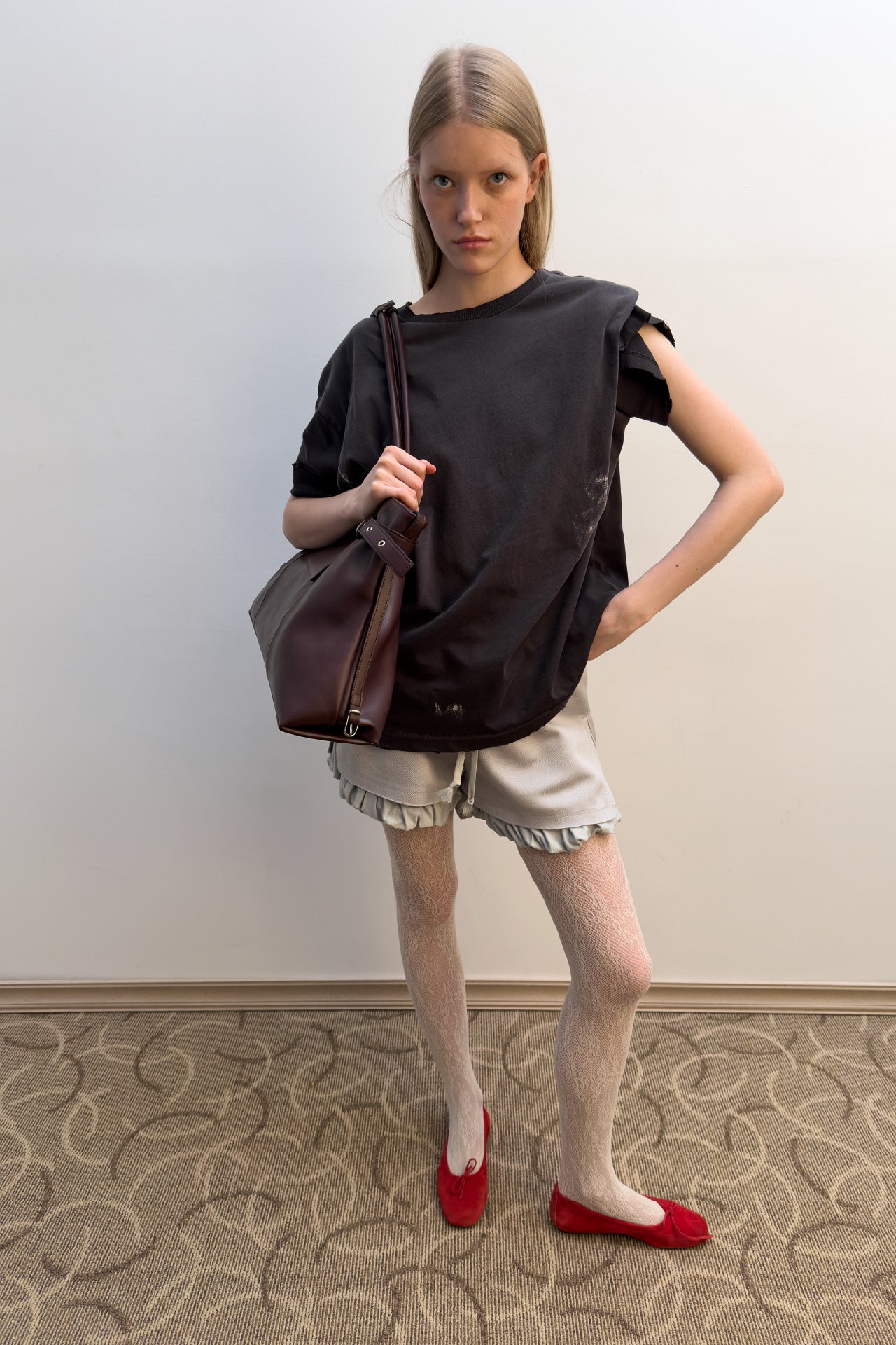 yeomim - 슬래키 백 slacky bag (mahogany)