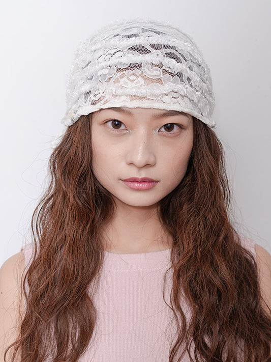 ROSY LACE BANDANA IN CREAM