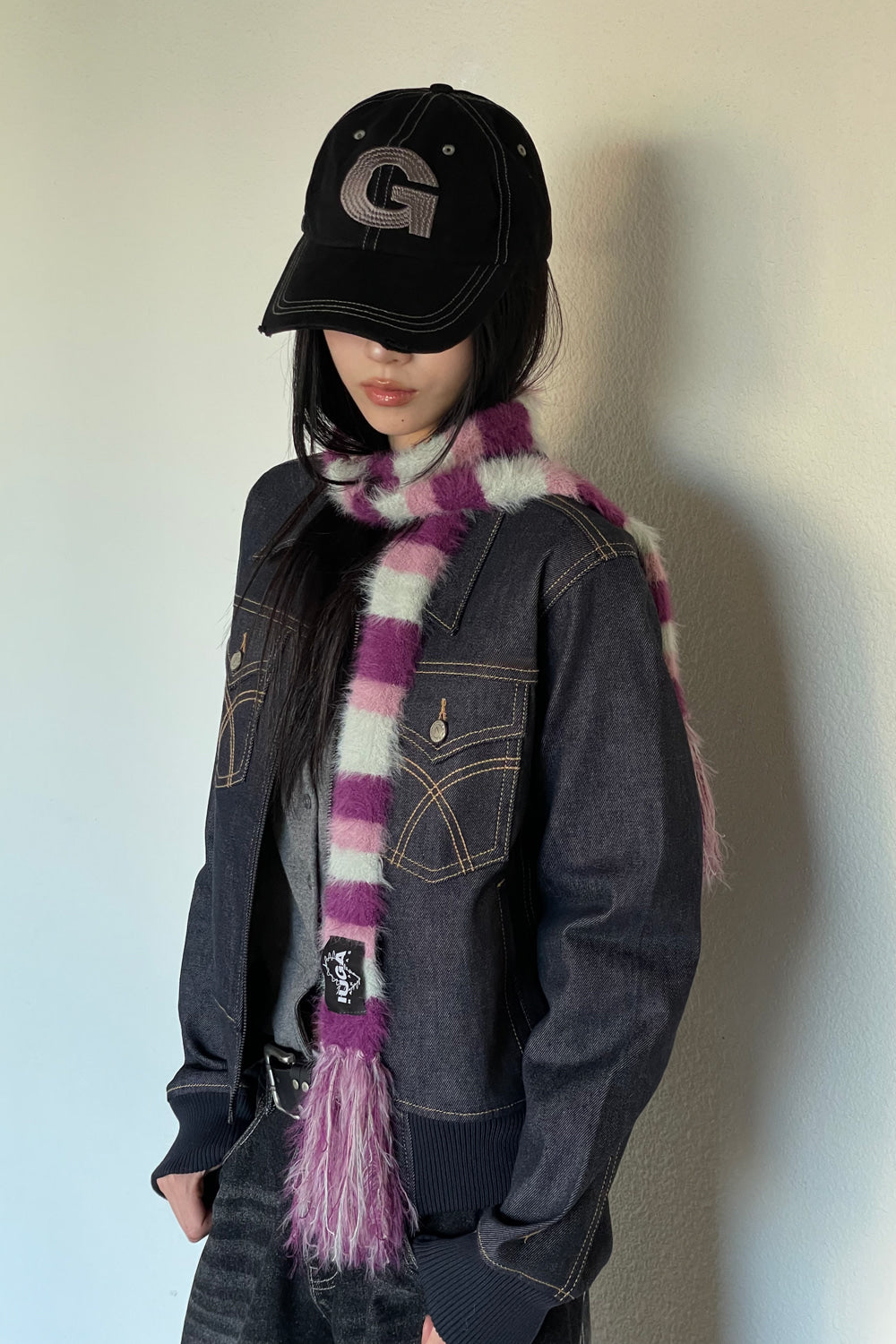 IUGA - Striped Hairy Skinny Muffler (Magenta)