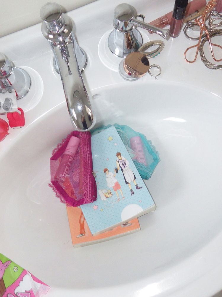 kuel-things－Cheeky pouch (Cherry pink)