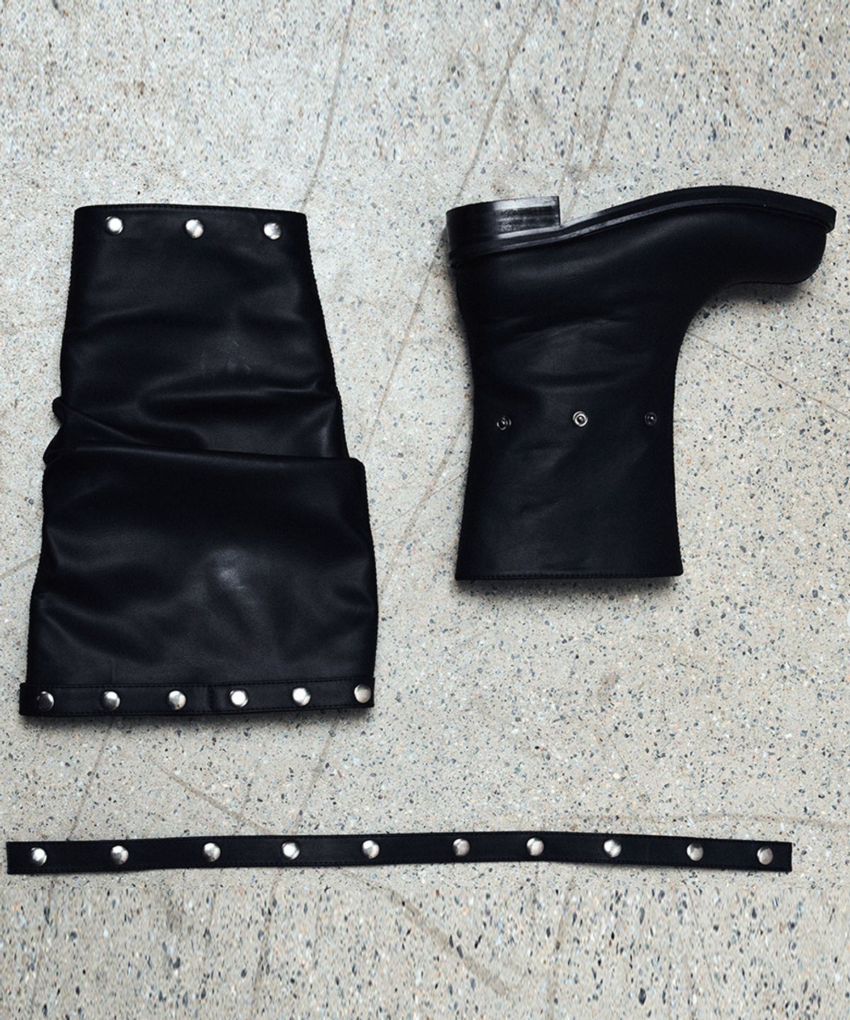 Khiho - NOD Studded Boots In Black