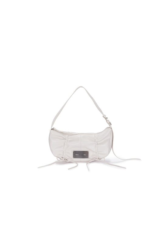 HALF SHIRRING RIBBON ROUND BAG IN IVORY