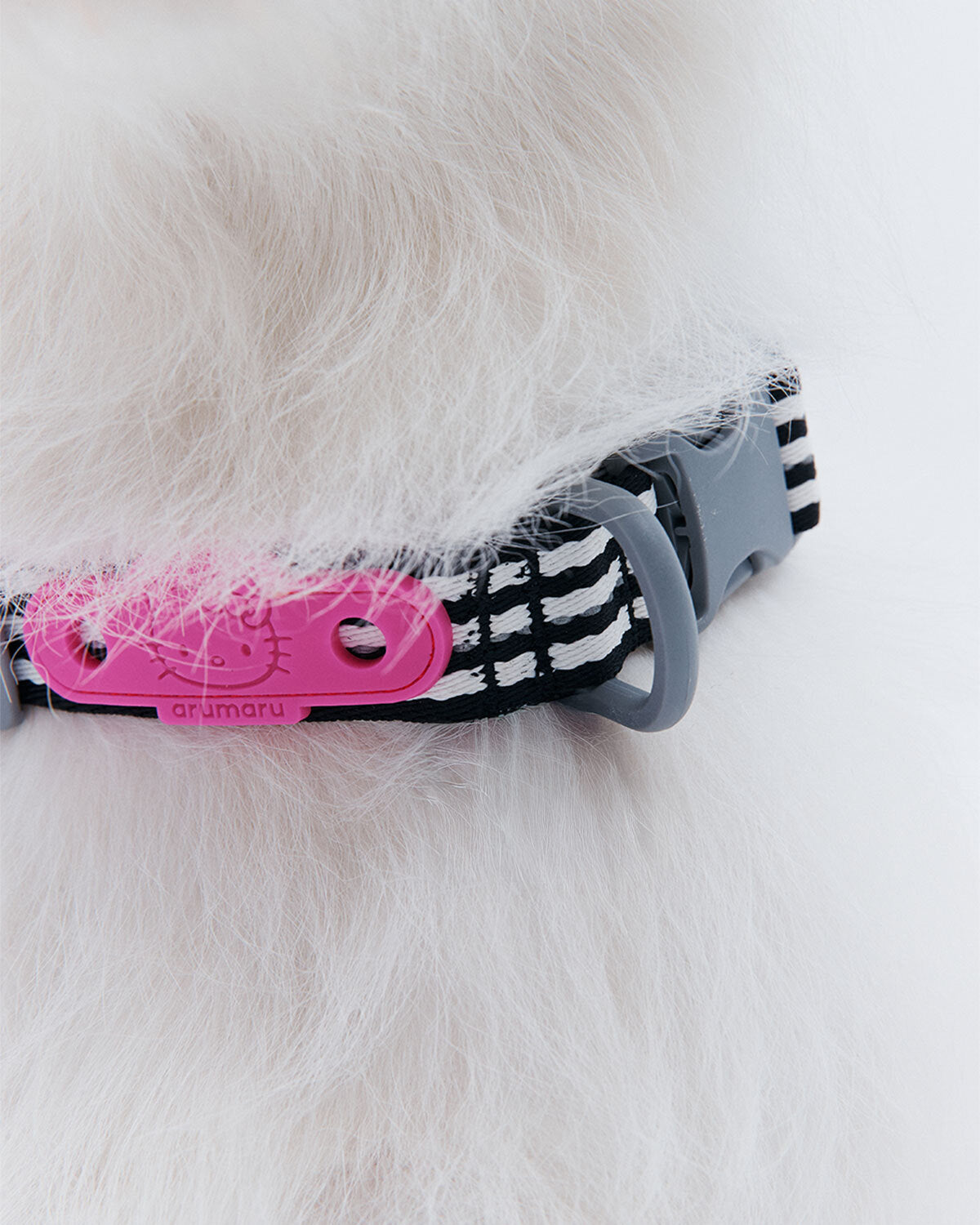 HELLO KITTY X ARUMARU DOG COLLAK BLACK