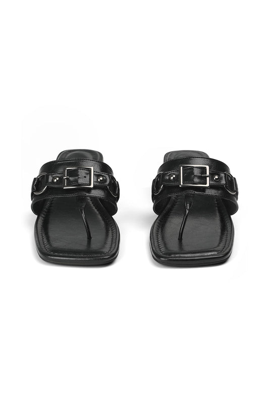 Deinet - STUD SQUARE FLIP FLOP IN BLACK