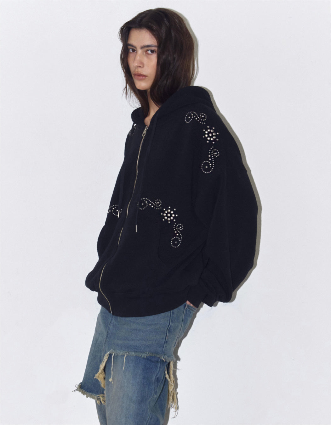 Polysooem -  ORNAMENT STUDDED HOODIE_ONZI_EDITION, BLACK（3/12 後到貨）