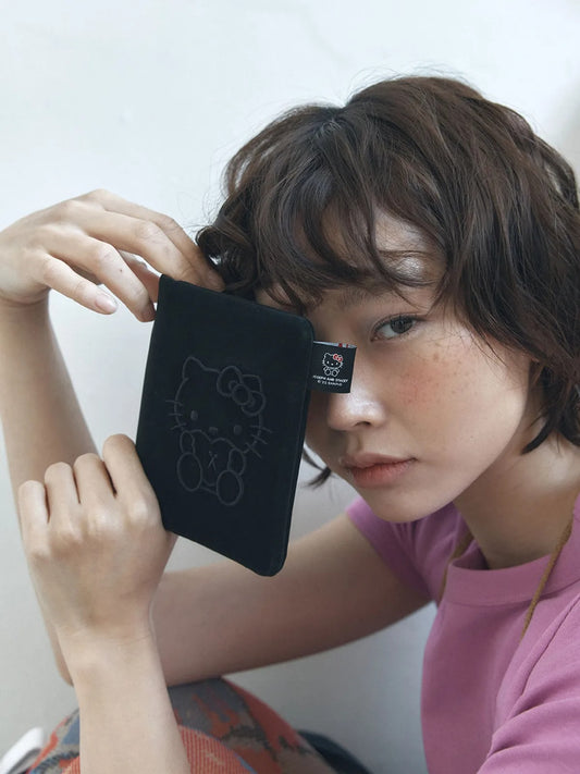 Sleek Travel Wallet Hello Kitty Black