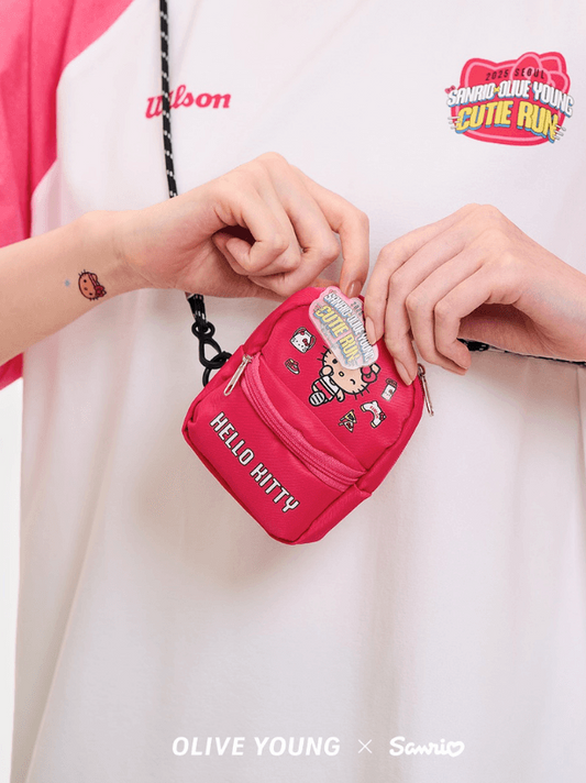 Olive Young x Sanrio Cutie Run Hello Kitty 迷你背囊🎒收納斜孭袋