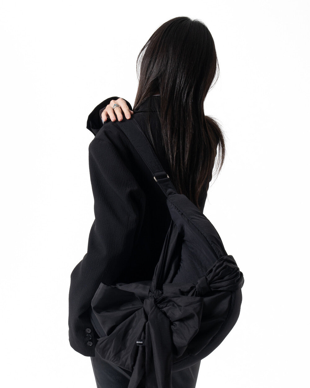 IUGA - Knotted Shoulder Bag (Nylon-Black)