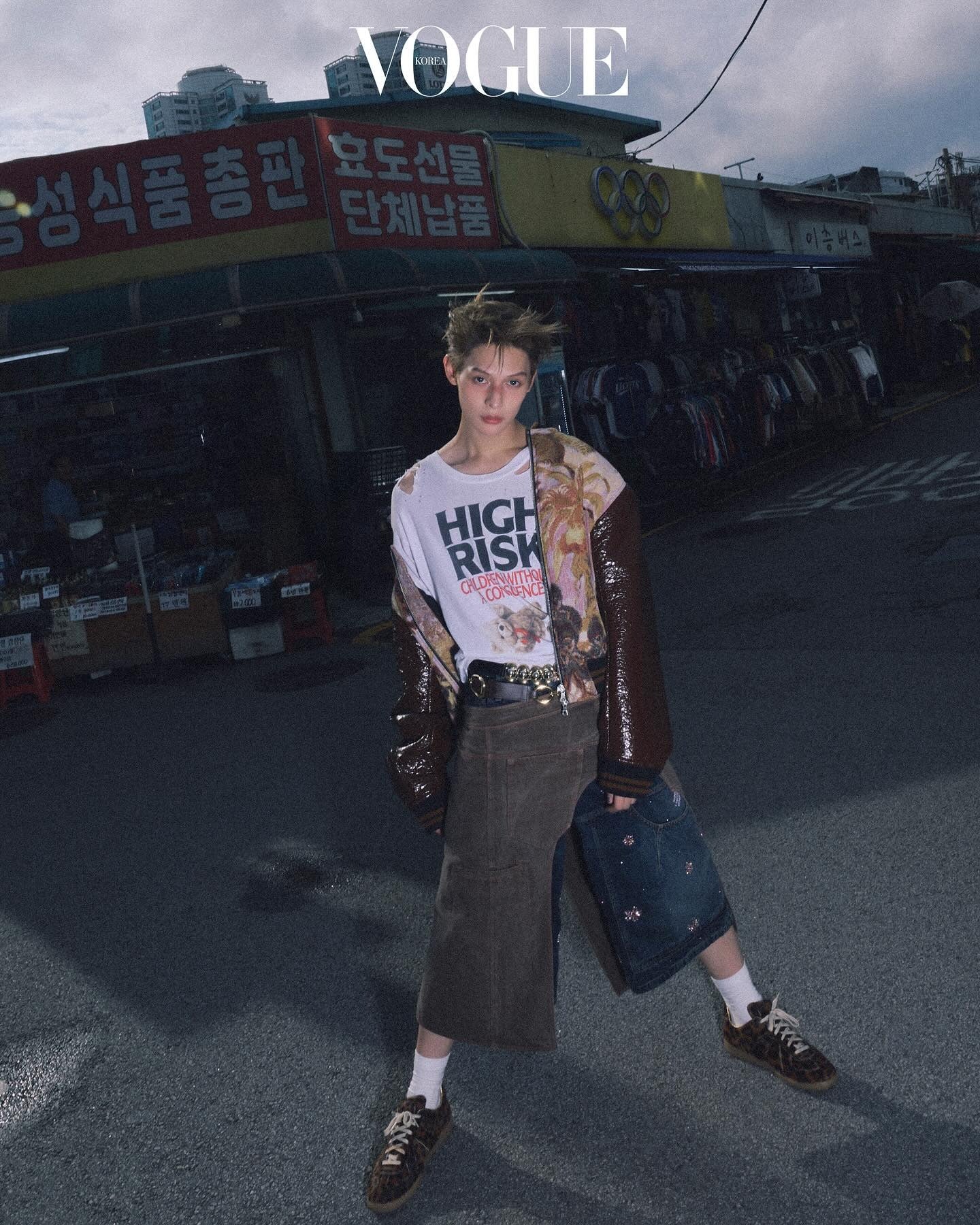 VOGUE 2025.10(只有內頁，非封面)