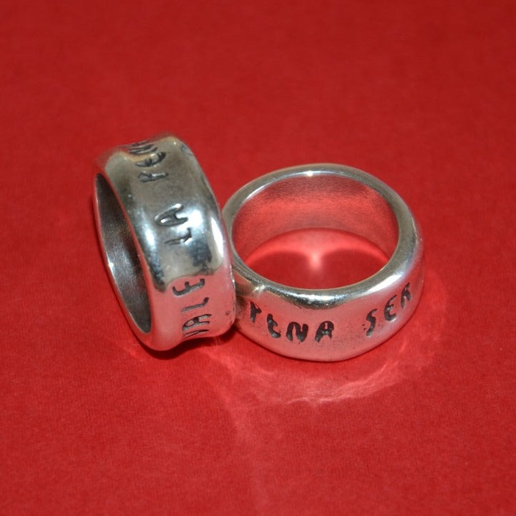 西班牙品牌OA－“vale la pena ser feliz”鍍銀復古戒指