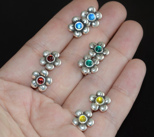 西班牙品牌OA－vintage flower decorative earrings